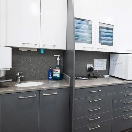  html    head  title 500 Internal Server Error  title   head    body    center  h1 500 Internal Server Error  h1   center    hr  center nginx 1.29.3  center     body     html 